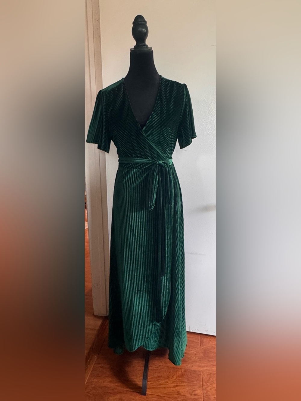 BalticBorn Emerald Green Velvet Wrap Dress - Large. New without tags